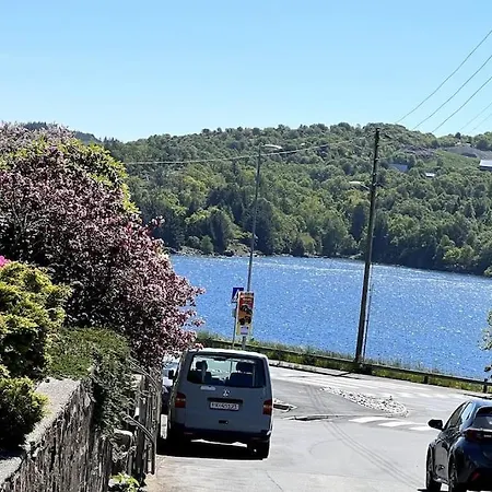 Sentral Leilighet I 3. Etg. Sorvendt Med Utsikt * Farsund